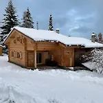 Beautiful Old Style 8 -12 Person With A Modern Extension Chalet *