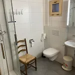 Beautiful Old Style 8 -12 Person With A Modern Extension *