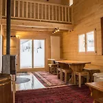 Beautiful Old Style 8 -12 Person With A Modern Extension *