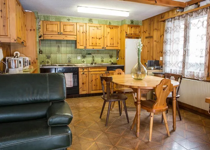 Beautiful Old Style 8 -12 Person With A Modern Extension Chalet