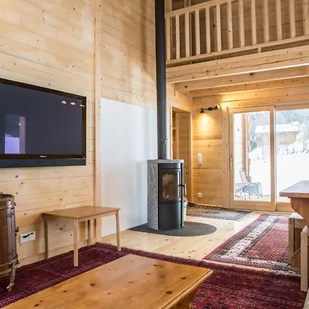 木屋 Beautiful Old Style 8 -12 Person With A Modern Extension *